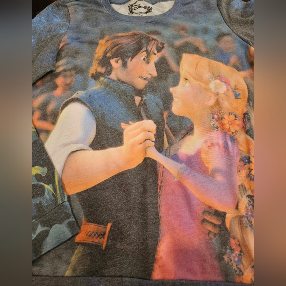 Disney Tangled Crewneck - Picture 3 of 5